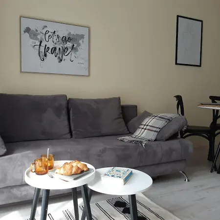 アパート Carpe Diem Luxury Downtown Apartment ヴァルナ
